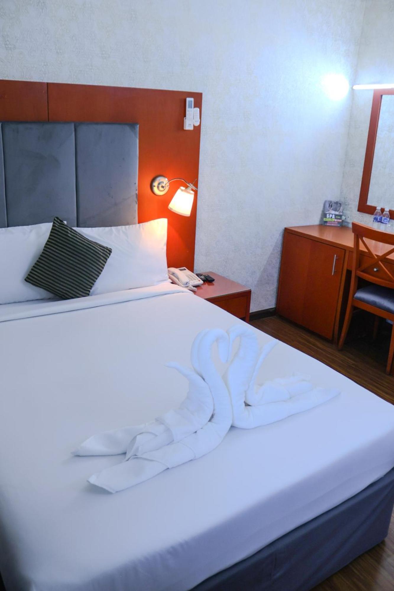 Boonmax Hotel Dubai Exteriör bild